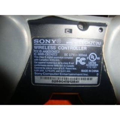 Como saber se o DualShock é original?
